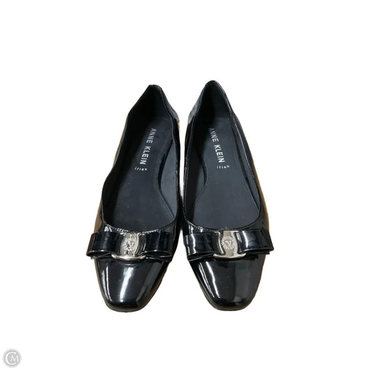 Shoes Flats By Anne Klein In Black, Size: 9