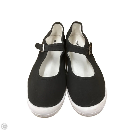 Shoes Flats By Torrid In Black & White, Size: 11