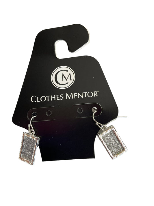 Earrings Dangle/drop Clothes Mentor