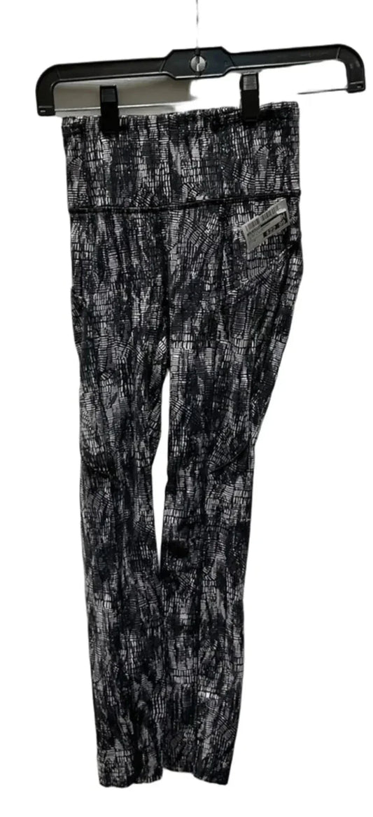 Athletic Leggings By Lululemon In Black & White, Size: 0