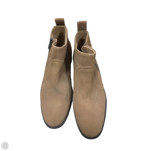 Boots Ankle Flats By Ugg In Tan, Size: 9