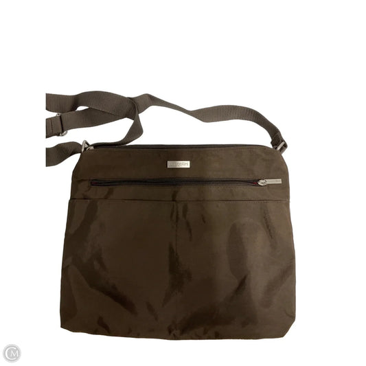 Crossbody By Baggallini, Size: Medium