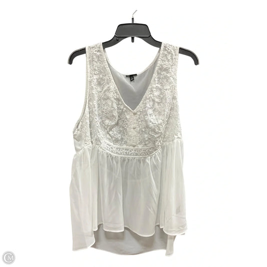 Top Sleeveless By Torrid In White, Size: 1x