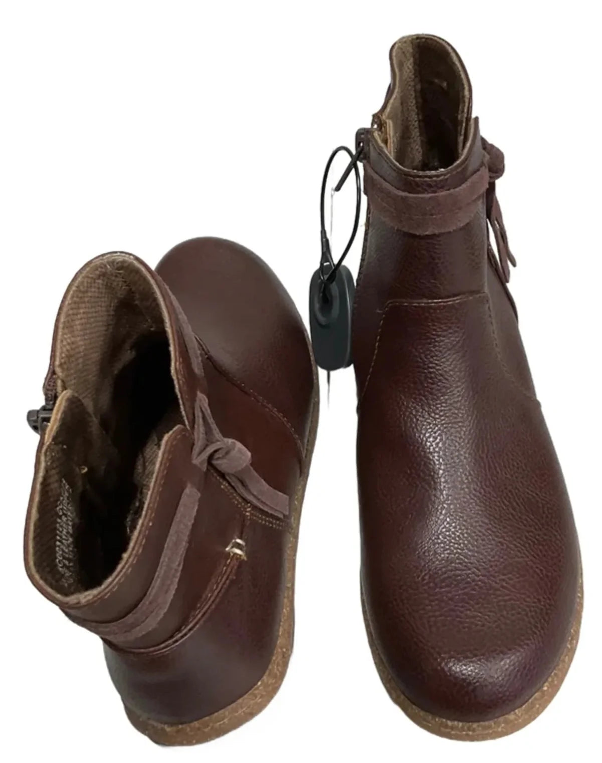 Boots Ankle Flats By Boc In Red, Size: 6.5