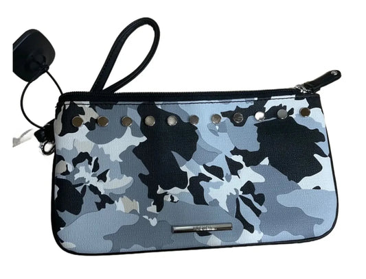 Wristlet By Nine West, Size: Medium