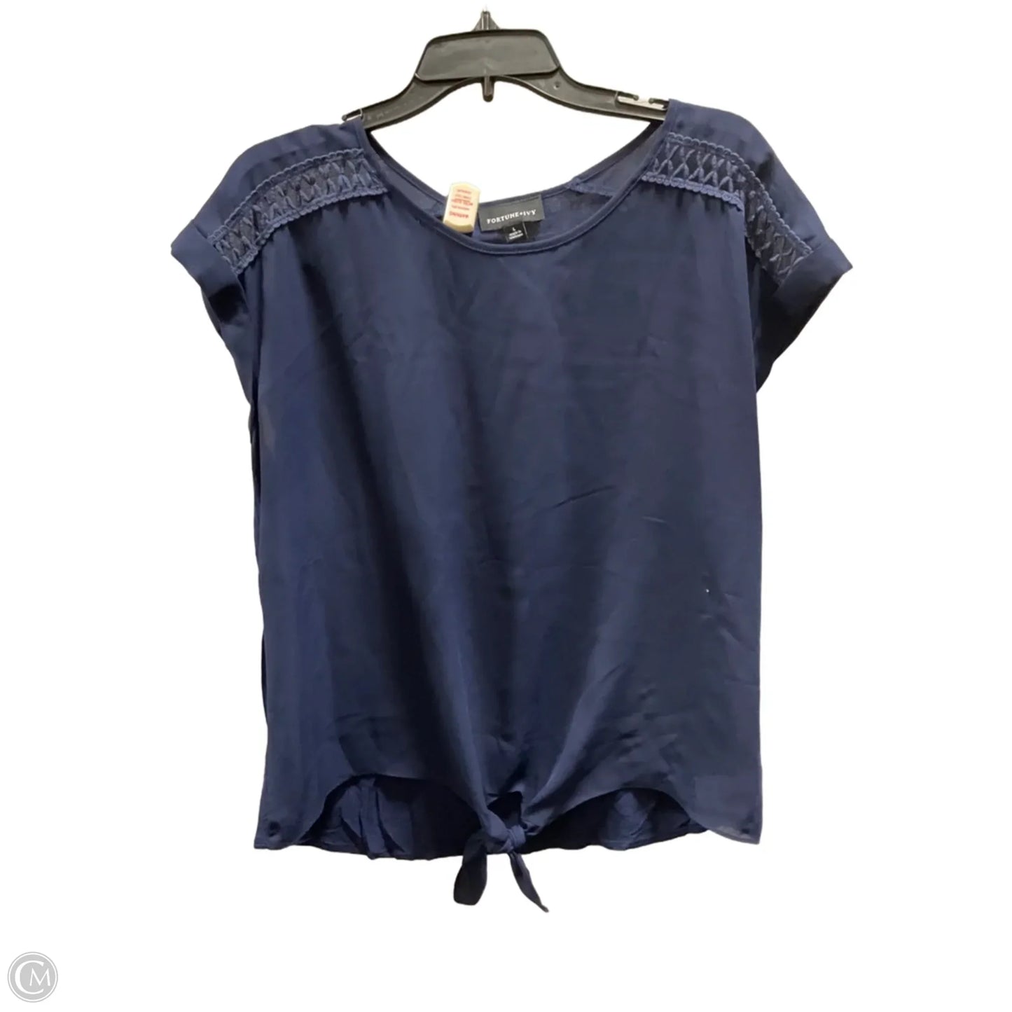 Top Sleeveless By Fortune & Ivy In Navy, Size: L