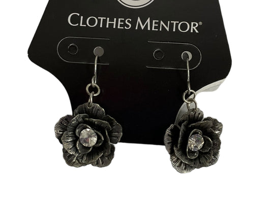 Earrings Dangle/drop Clothes Mentor