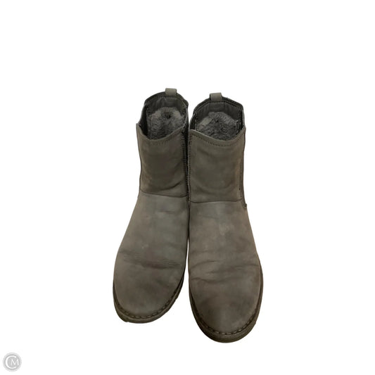 Boots Ankle Heels By Ugg In Grey, Size: 7