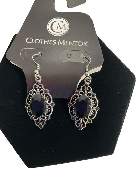 Earrings Dangle/drop By Clothes Mentor