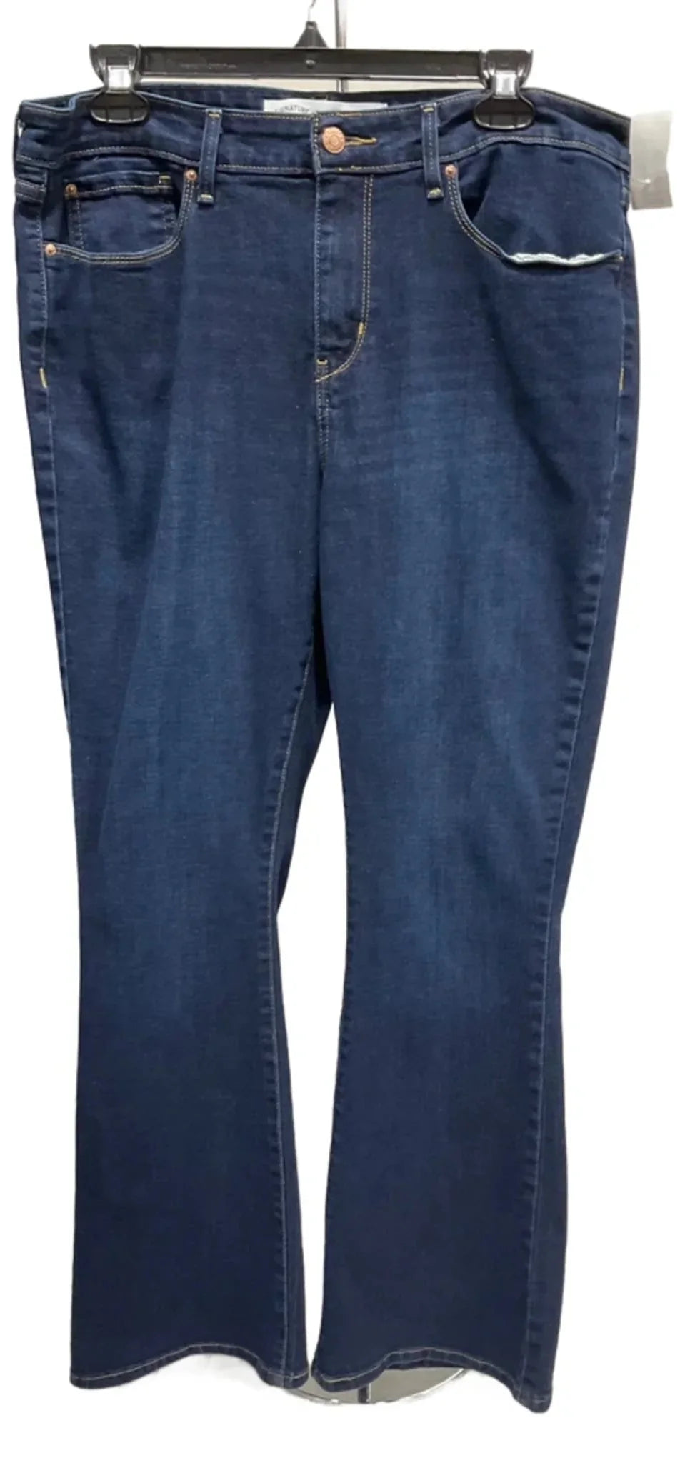 Jeans Boot Cut By Levis Signature In Blue Denim, Size: 12