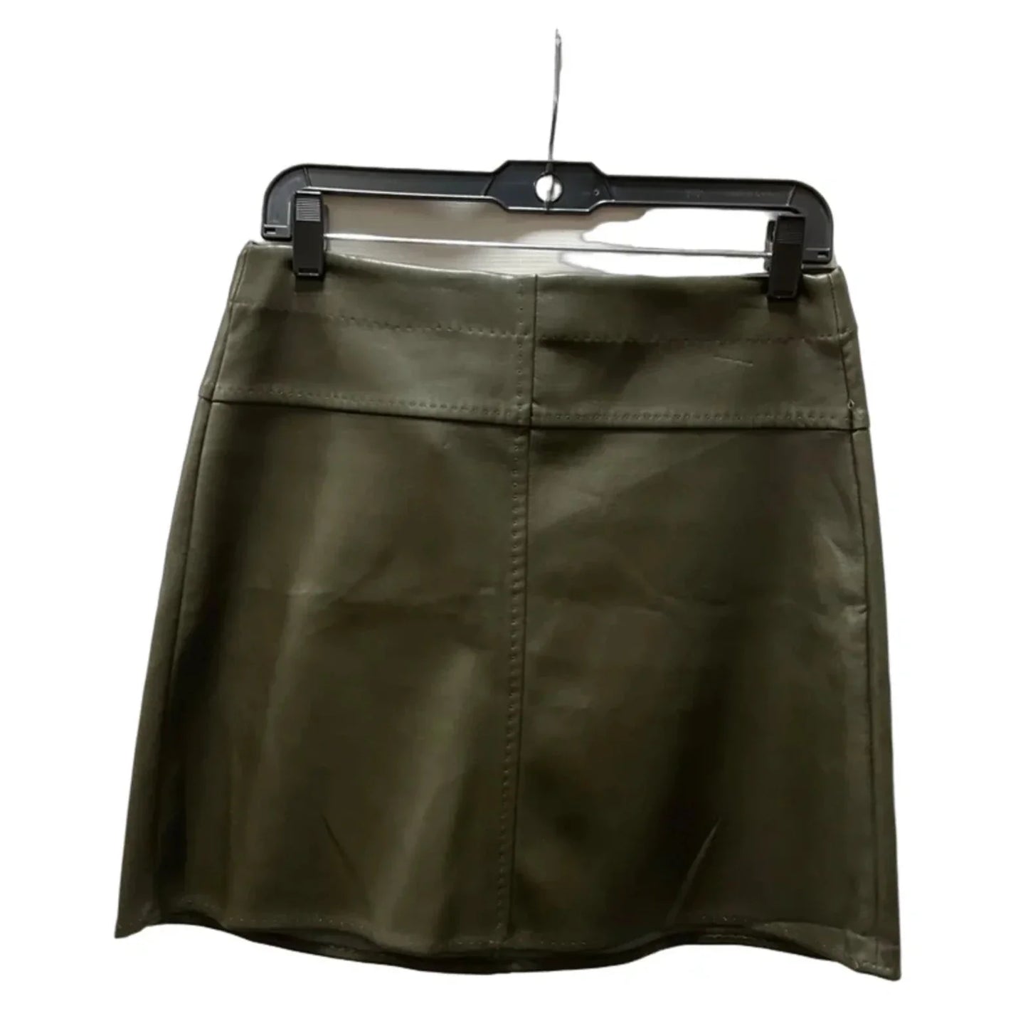 Skirt Mini & Short By Max Studio In Green, Size: M