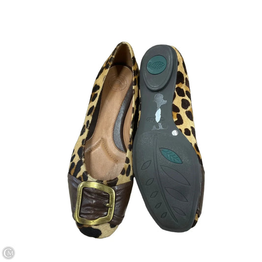 Shoes Flats By Naturalizer In Animal Print, Size: 8.5