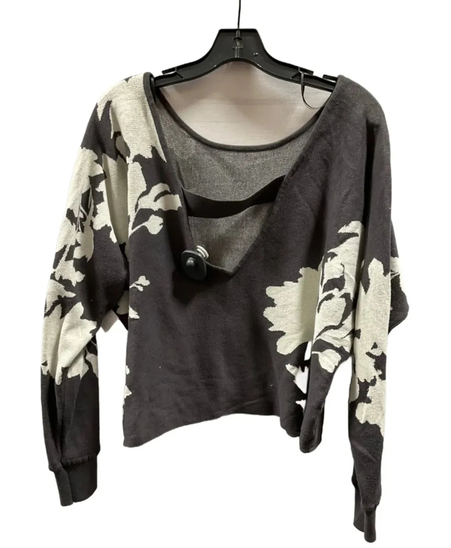 Top Long Sleeve By Daily Practice By Anthropologie In Grey, Size: M