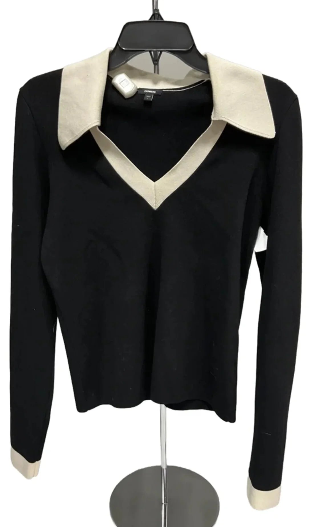 Top Long Sleeve By Express In Black & White, Size: L