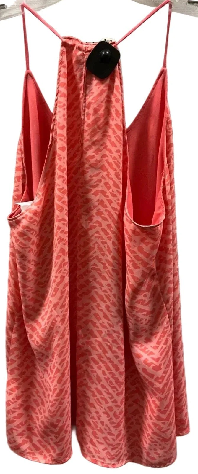 Top Sleeveless By Maurices In Coral, Size: M