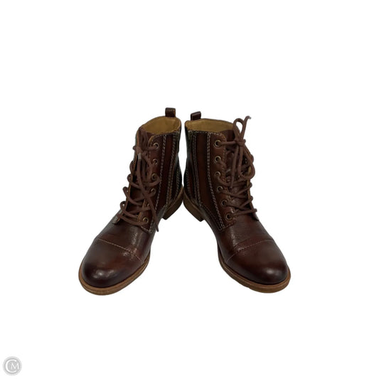 Boots Ankle Flats By Sofft In Brown, Size: 6
