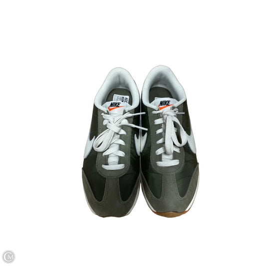 Shoes Athletic By Nike In Green, Size: 7.5