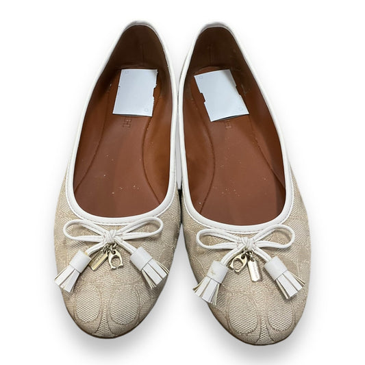 Shoes Flats By Coach In Tan, Size: 9.5