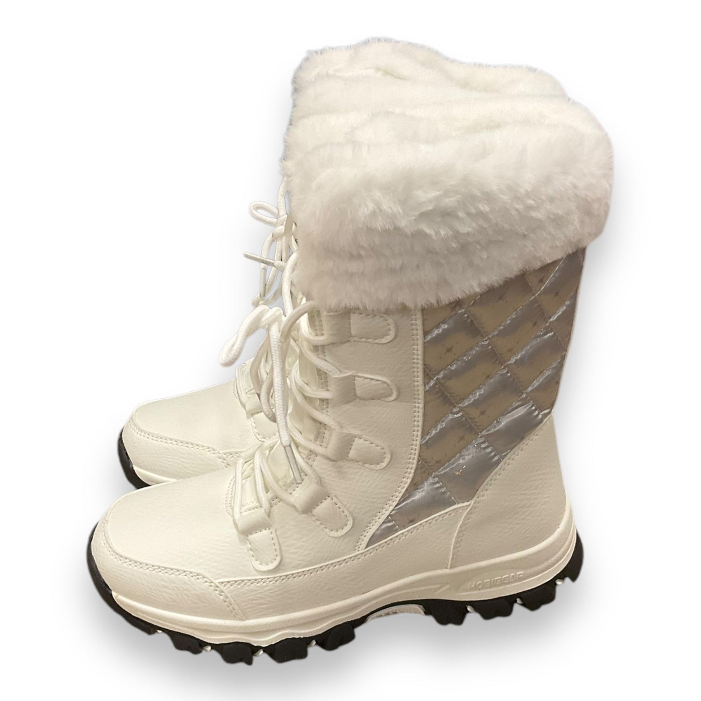 Boots Snow By Clothes Mentor In White & Yellow, Size: 7.5