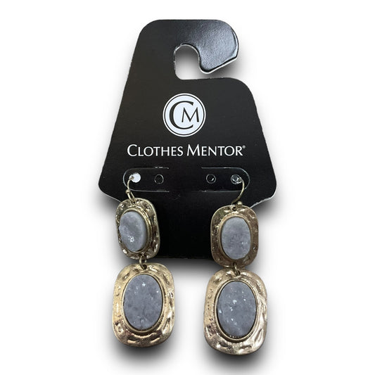 Earrings Dangle/drop By Clothes Mentor