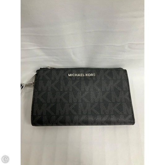 Wristlet Designer By Michael Kors, Size: Medium