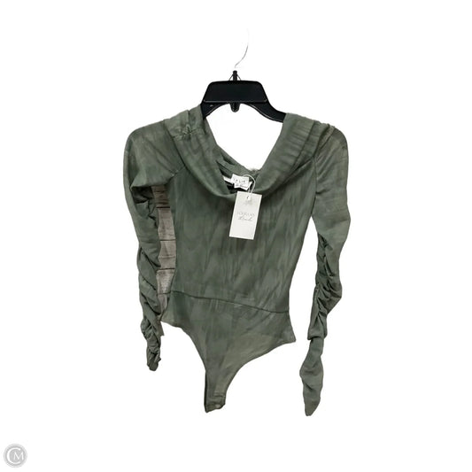 Top Long Sleeve By Le Lis In Green, Size: Xs