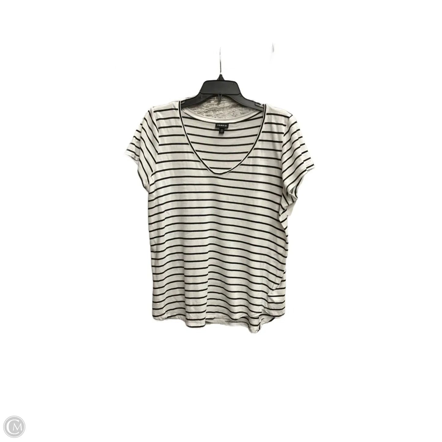 Top Short Sleeve Basic By Torrid In White, Size: M