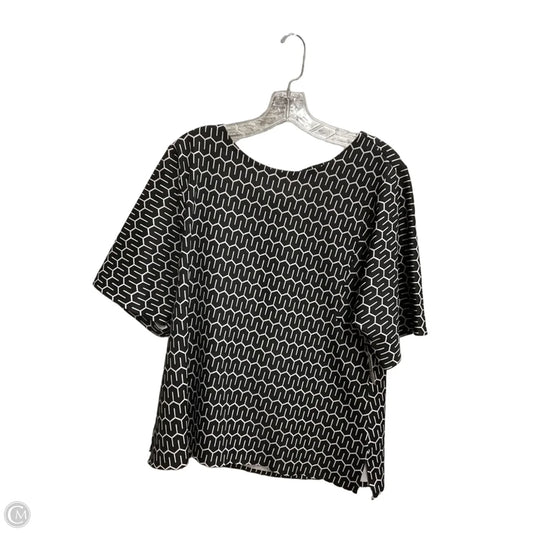 Top Short Sleeve By Chicos In Black, Size: 3x