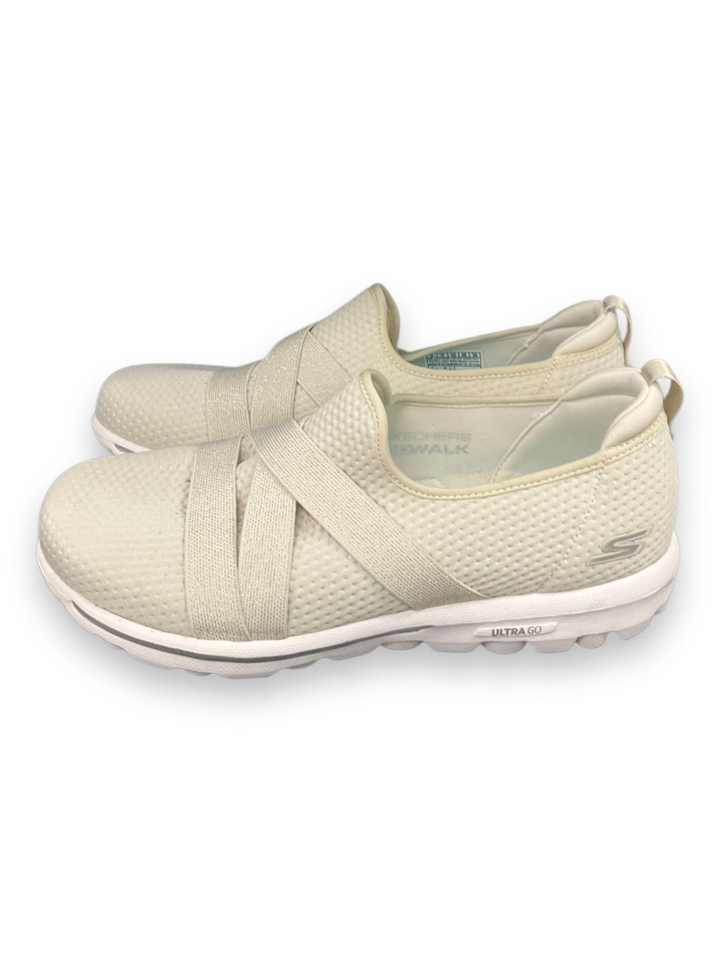 Shoes Sneakers By Skechers In Cream, Size: 9