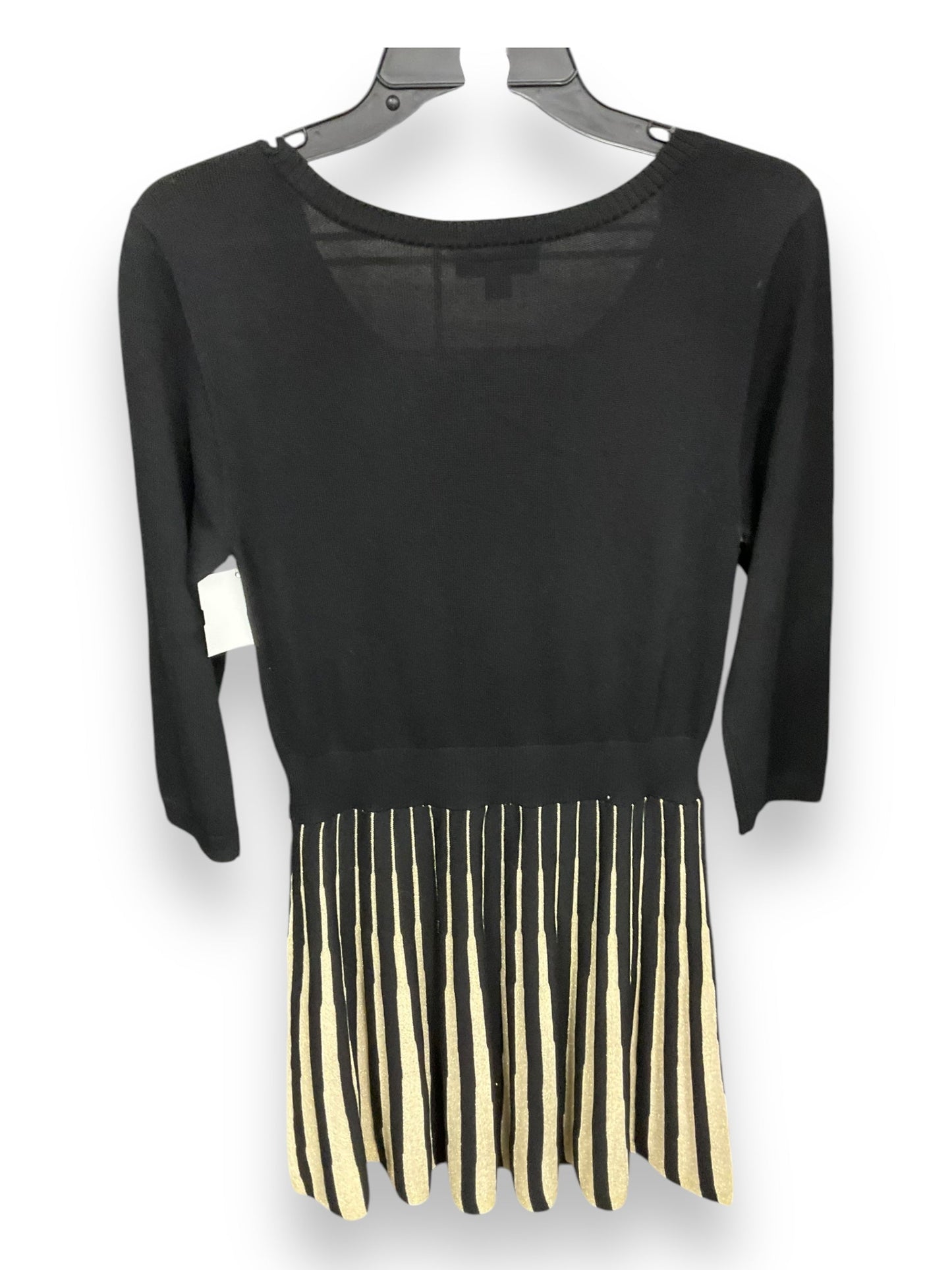 Dress Casual Short By Bcx In Black & Gold, Size: L