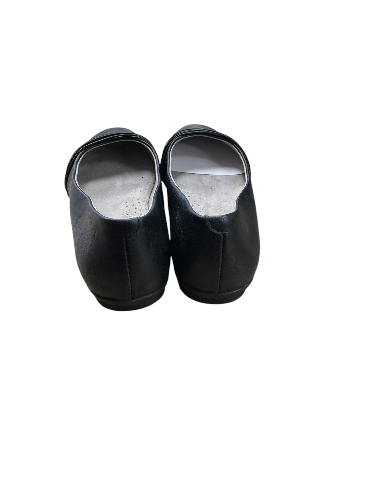 Shoes Flats By White Mountain In Black, Size: 7