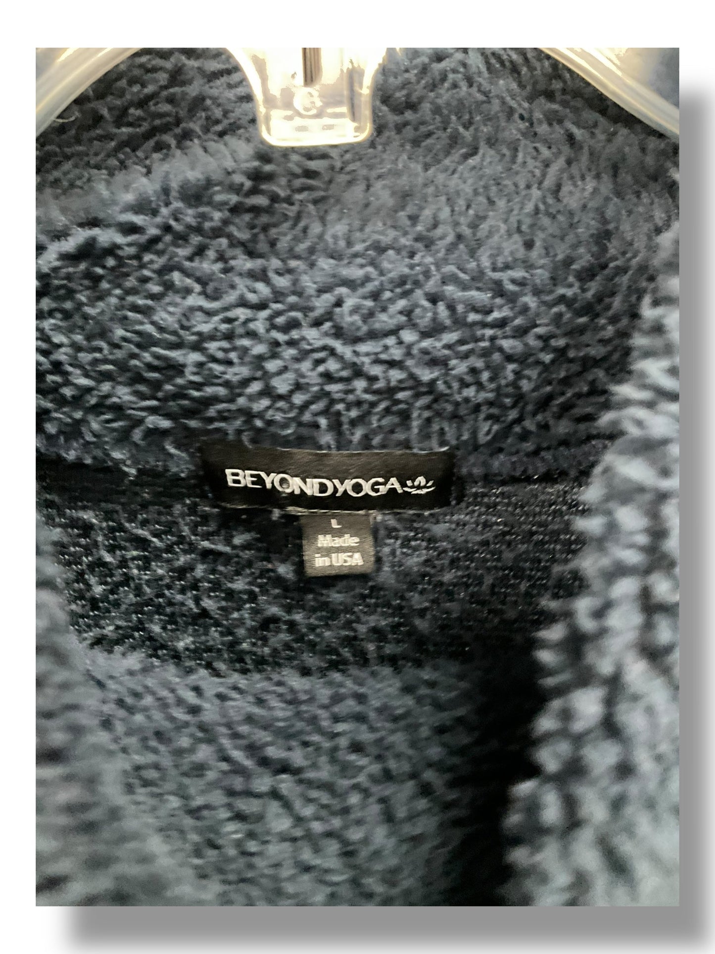 Athletic Sweatshirt Crewneck By Beyond Yoga In Navy, Size: L