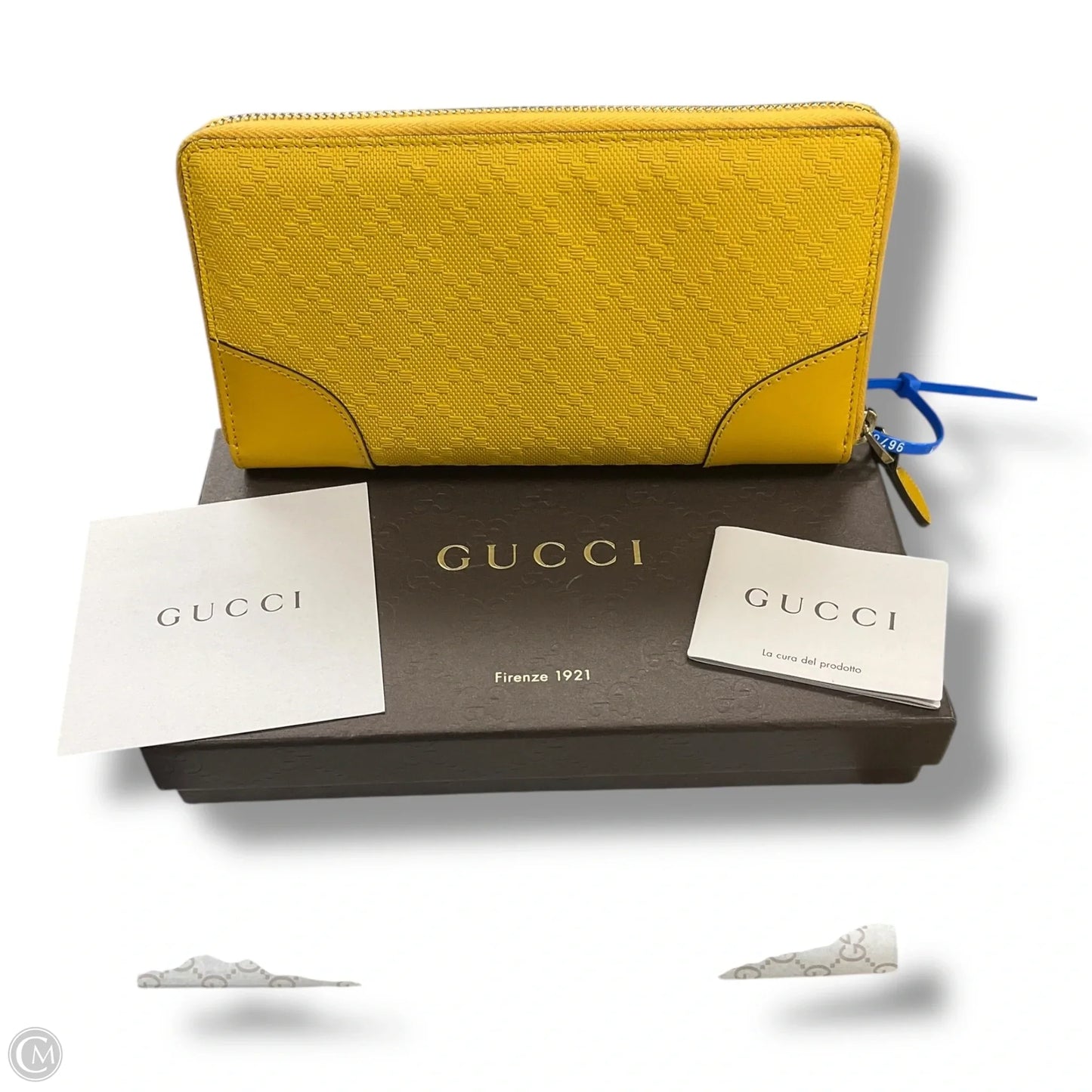 Wallet Luxury Designer By Gucci, Size: Medium