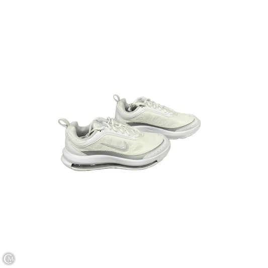Shoes Athletic By Nike In White, Size: 9