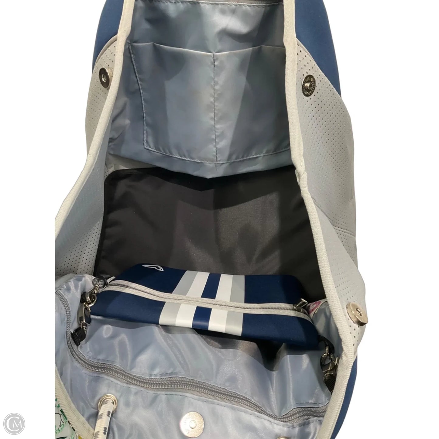 Duffle And Weekender By Clothes Mentor, Size: Large
