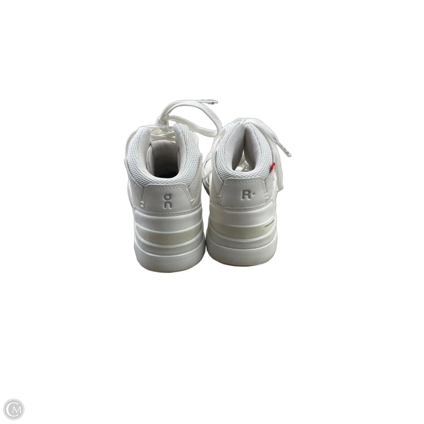 Shoes Sneakers By Clothes Mentor In White, Size: 7