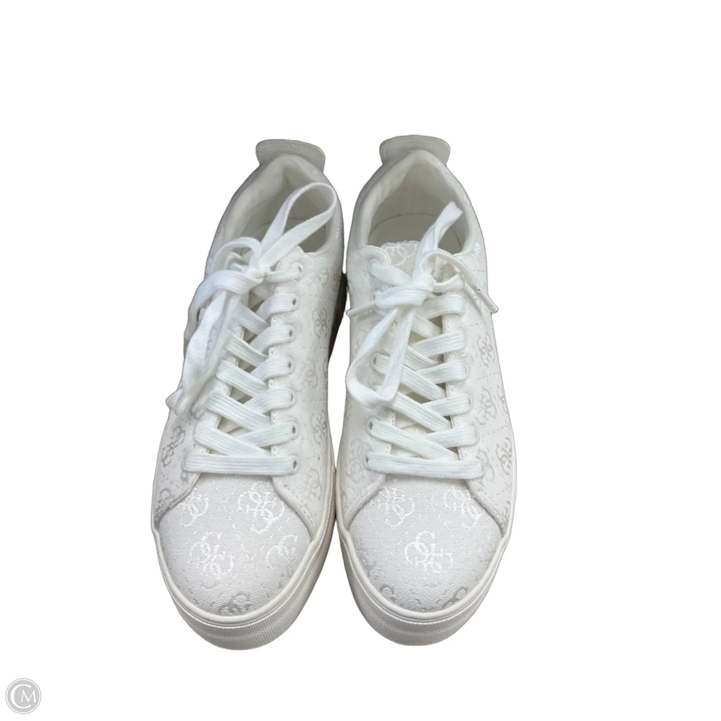 Shoes Sneakers By Guess In White, Size: 7.5