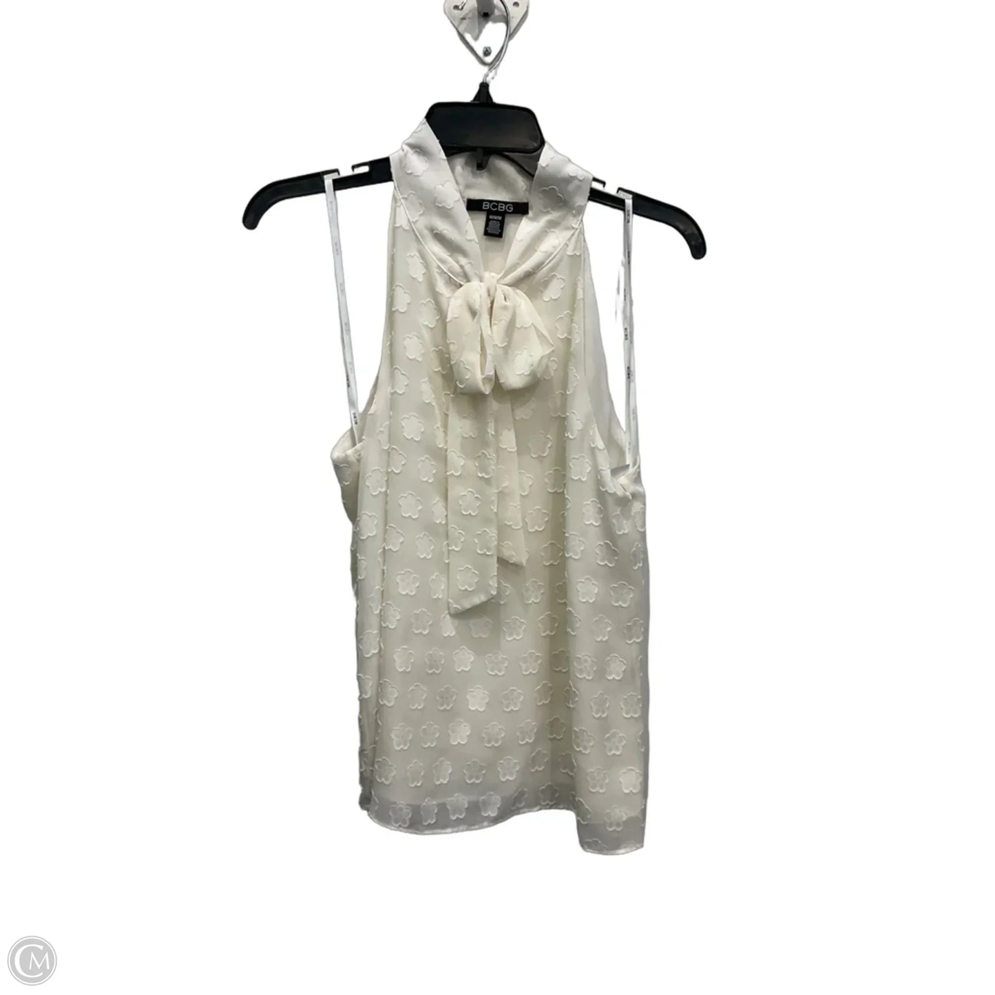 Top Sleeveless By Bcbg In Ivory, Size: M