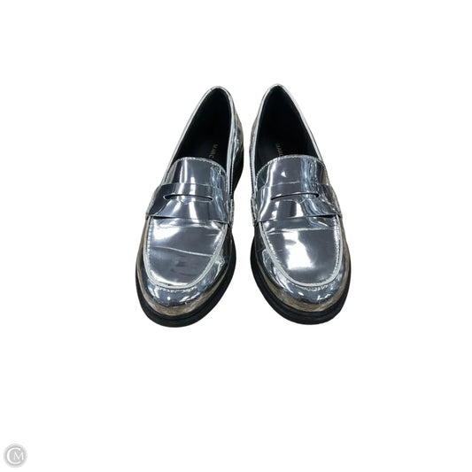 Shoes Flats By Marc Fisher In Silver, Size: 7