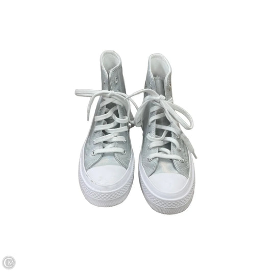Shoes Sneakers By Converse In Silver, Size: 6