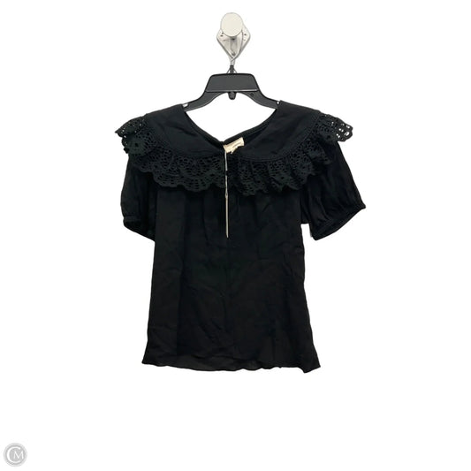 Top Short Sleeve By Clothes Mentor In Black, Size: S