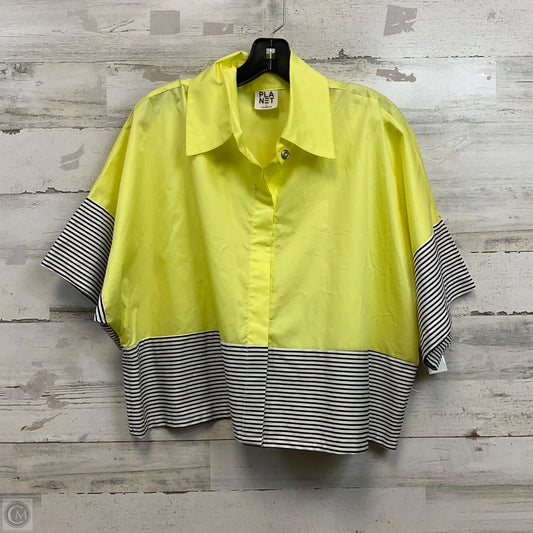 Top Short Sleeve By Planet Lauren G In Yellow