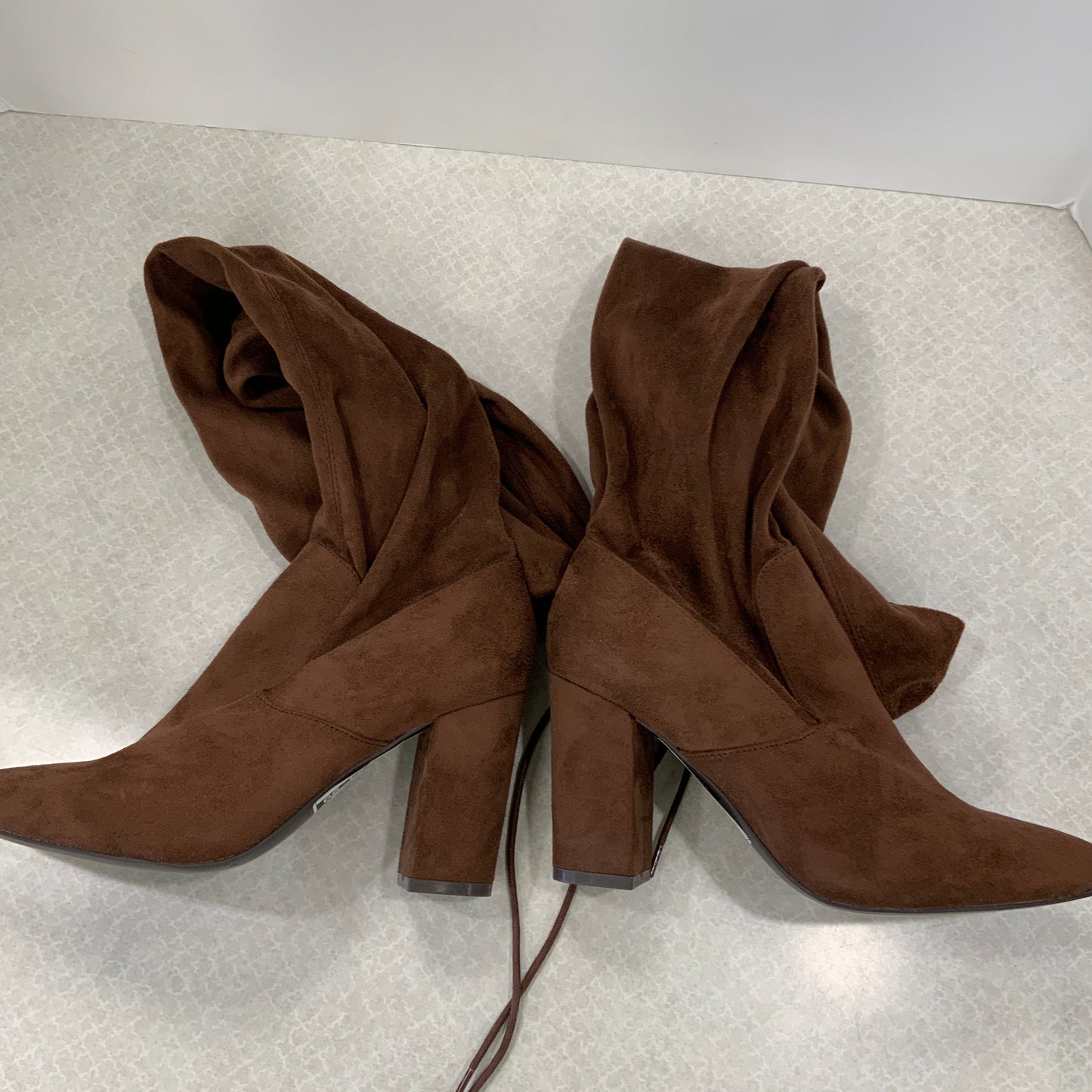Boots Knee Heels By Shoedazzle In Brown, Size: 8.5