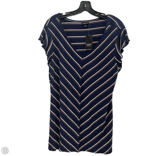Top Short Sleeve By Torrid In Navy, Size: 2x