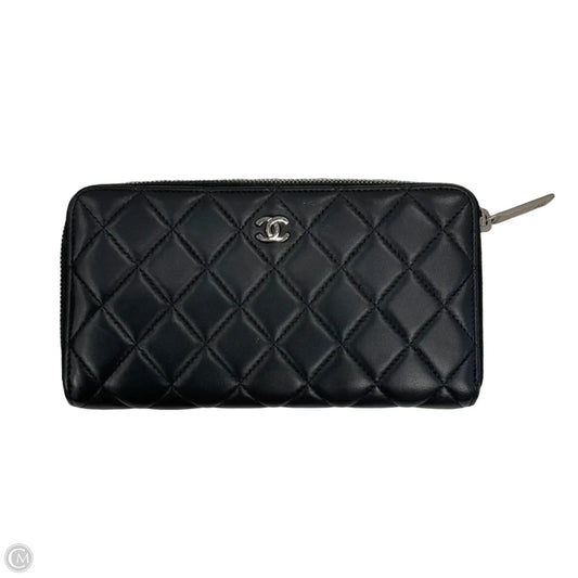 Wallet Luxury Designer By Chanel, Size: Medium