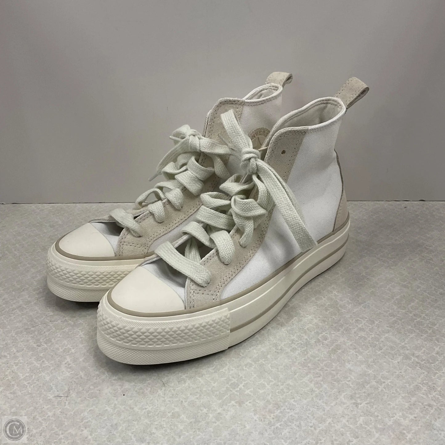 Shoes Sneakers By Converse In White, Size: 7.5