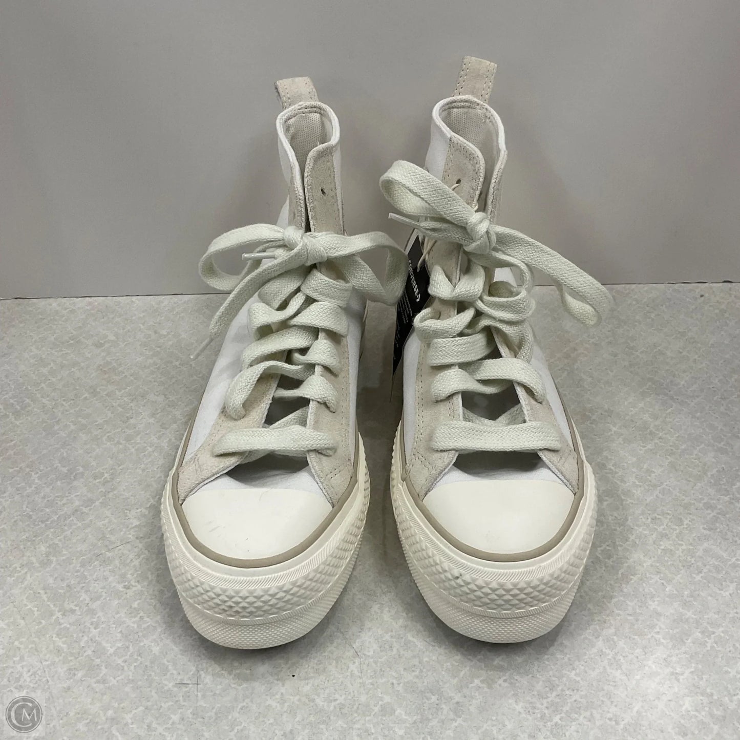 Shoes Sneakers By Converse In White, Size: 7.5