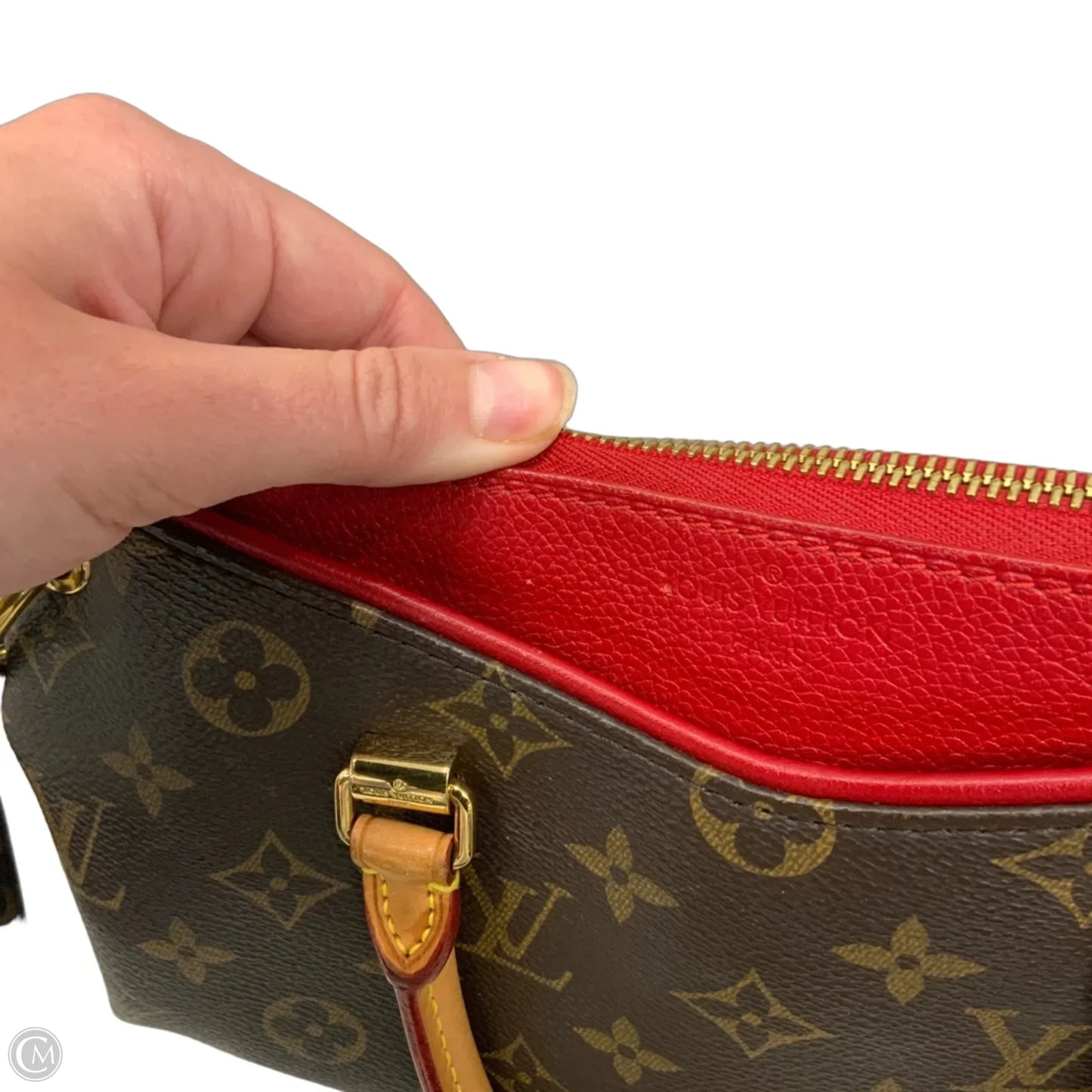 Handbag Luxury Designer By Louis Vuitton, Size: Medium