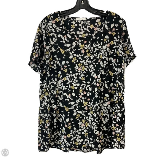 Top Short Sleeve Basic By Pleione In Black, Size: M