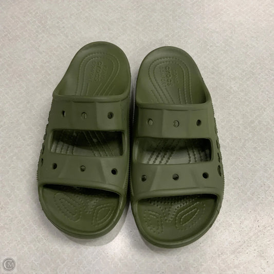 Sandals Flats By Crocs In Green, Size: 8